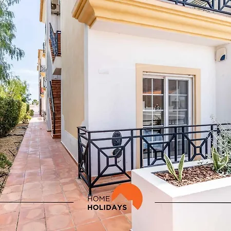 #129 Newtown, Pool, Private Park, High Speed Wifi Apartment Albufeira