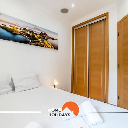 #129 Newtown, Pool, Private Park, High Speed Wifi Albufeira